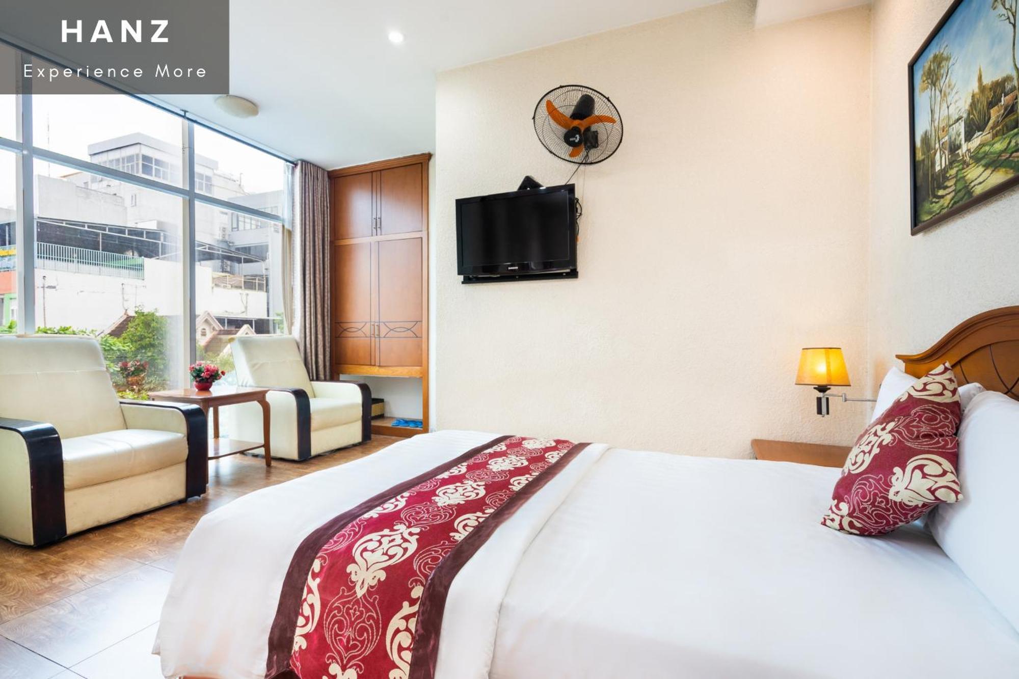 Queen Airport Hotel Ho Chi Minh City Exterior photo